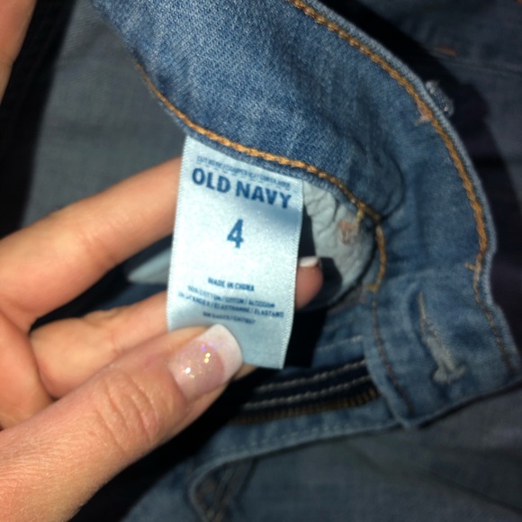 Old Navy Boyfriend Shorts - Picture 3 of 3